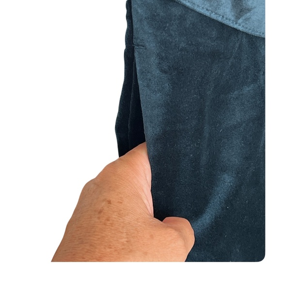 Anthropologie Maeve Velvet Halter Crop Jumpsuit Size 4 - Picture 10 of 14